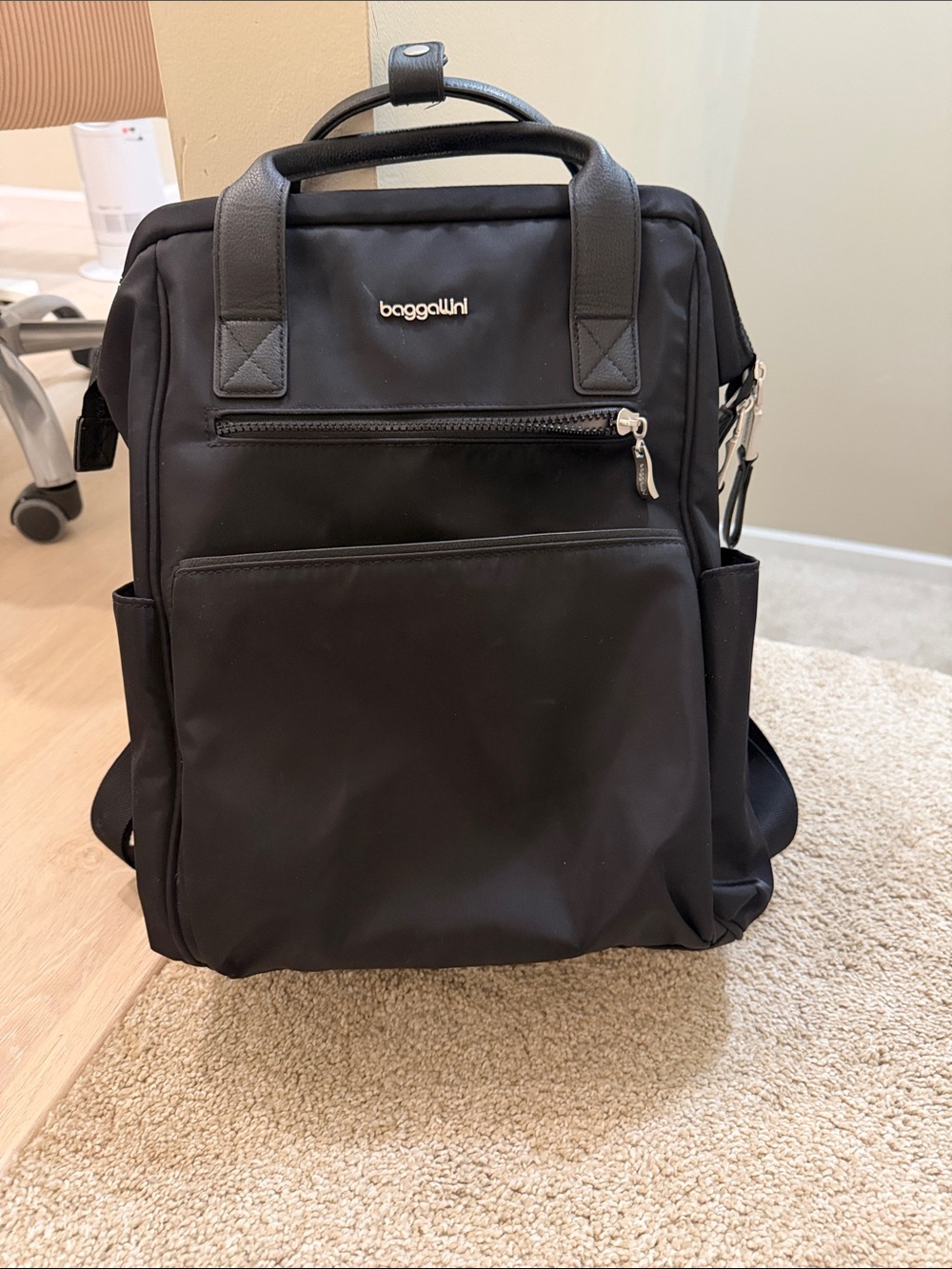 Baggallini Black Women’s Nylon Backpack with Silver Hardware
